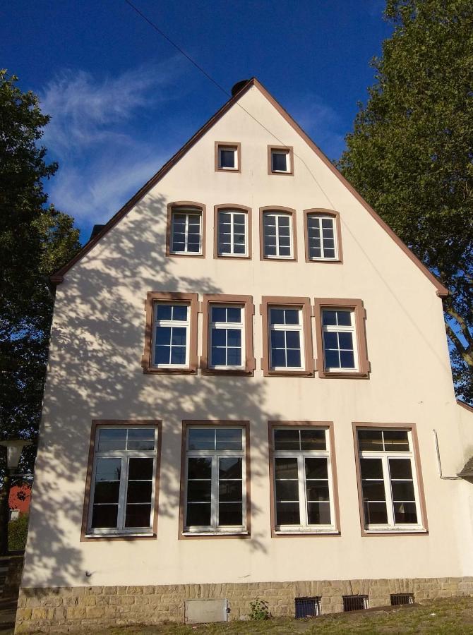 ביטבורג Alte Schule Gaestehaus - Fraeulein Apartment מראה חיצוני תמונה